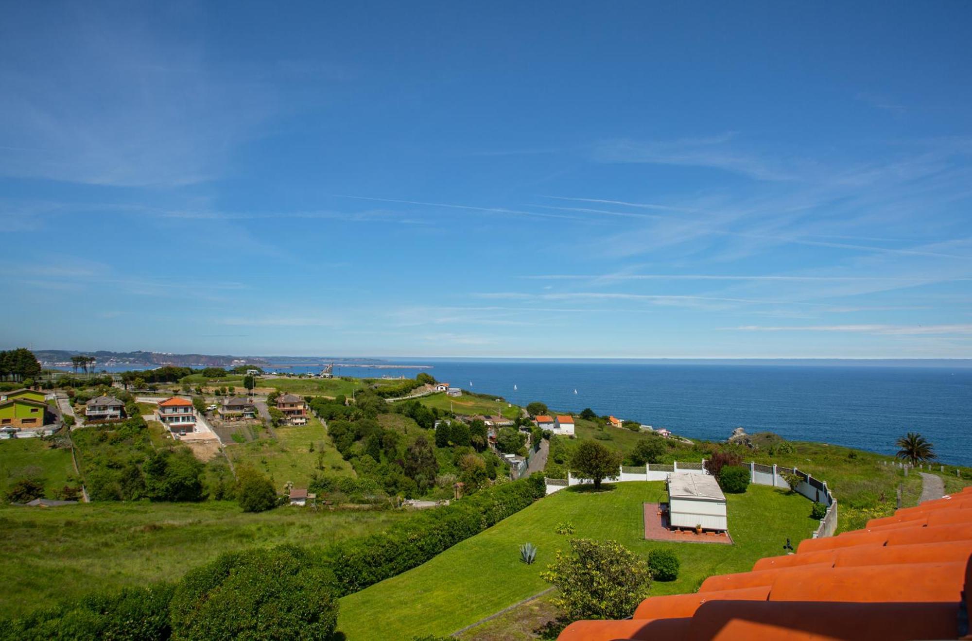 La Colina Hotel Gijon Exterior photo