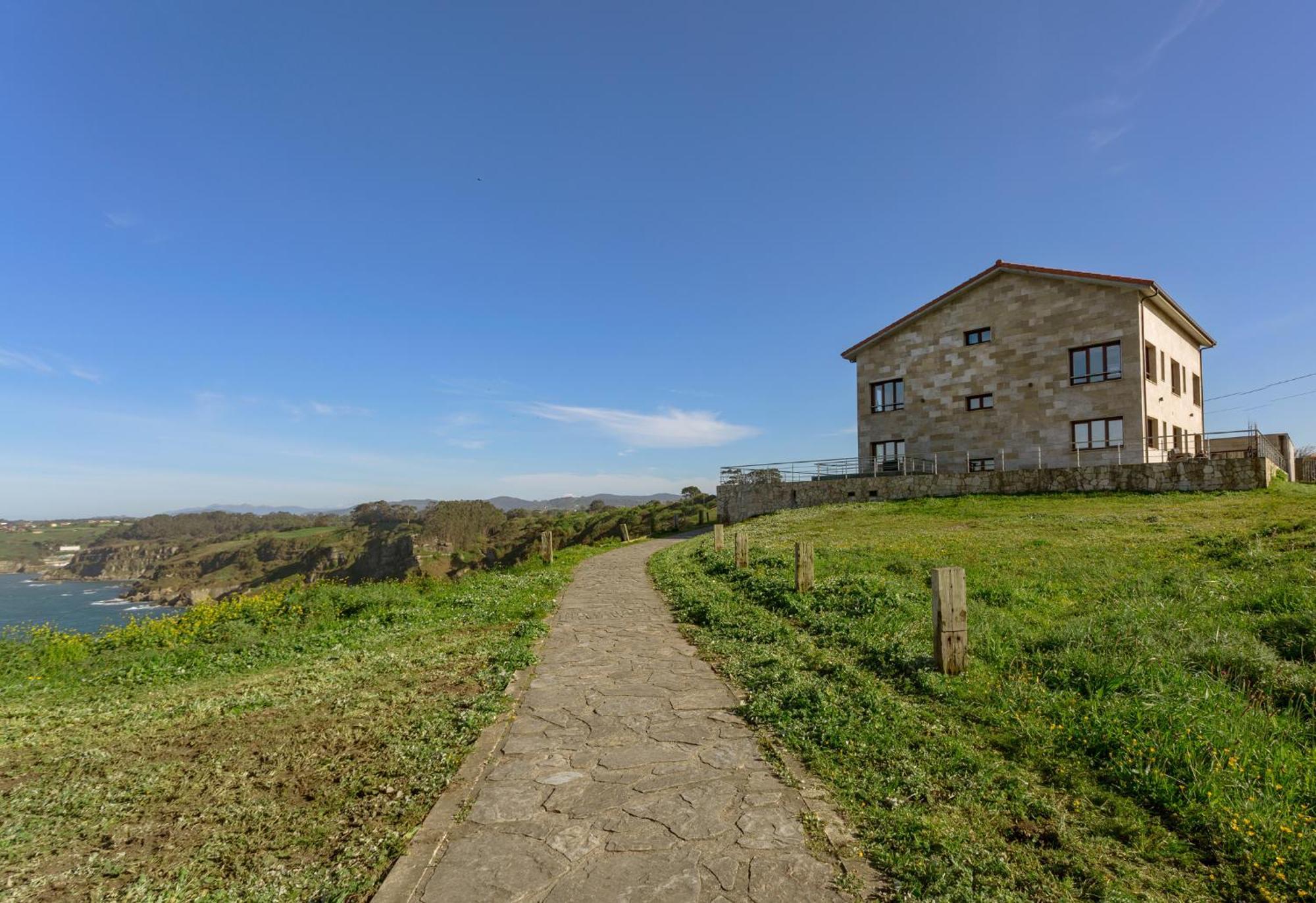 La Colina Hotel Gijon Exterior photo